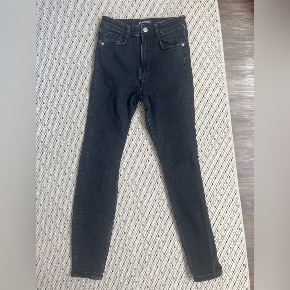 Zara Black Skinny Jeans Size 4